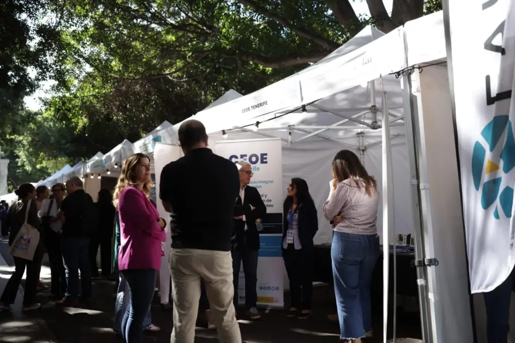 II Feria de Empleo de Canarias en el Parque García Sanabria de Santa Cruz de Tenerife. Imagen Gobierno de Canarias