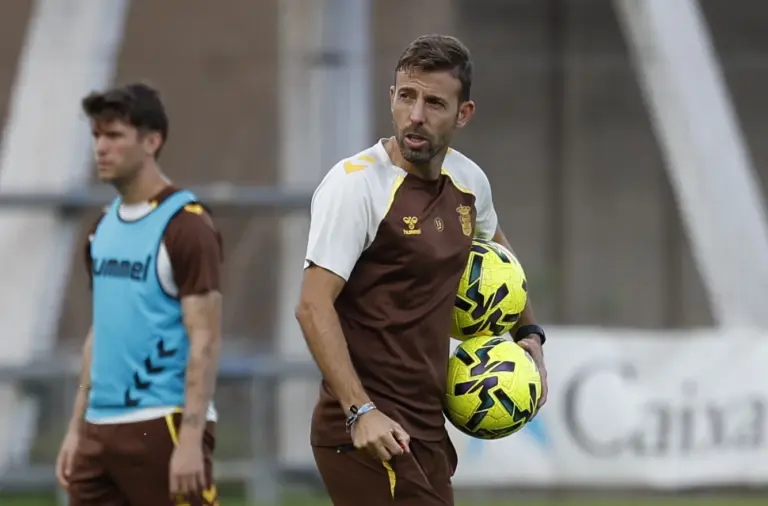 Luis García pide tener el control ante un Albacete «peligroso» fuera de casa