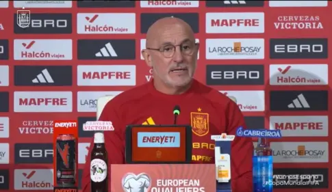 Luis de la Fuente seguirá al frente de la Selección española hasta 2032