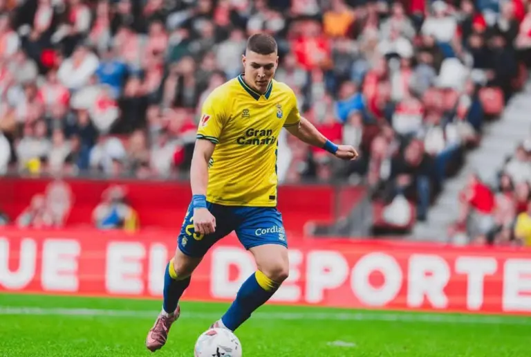 0-0 | Sporting y Las Palmas firman las tablas en un duelo entre aspirantes al ascenso