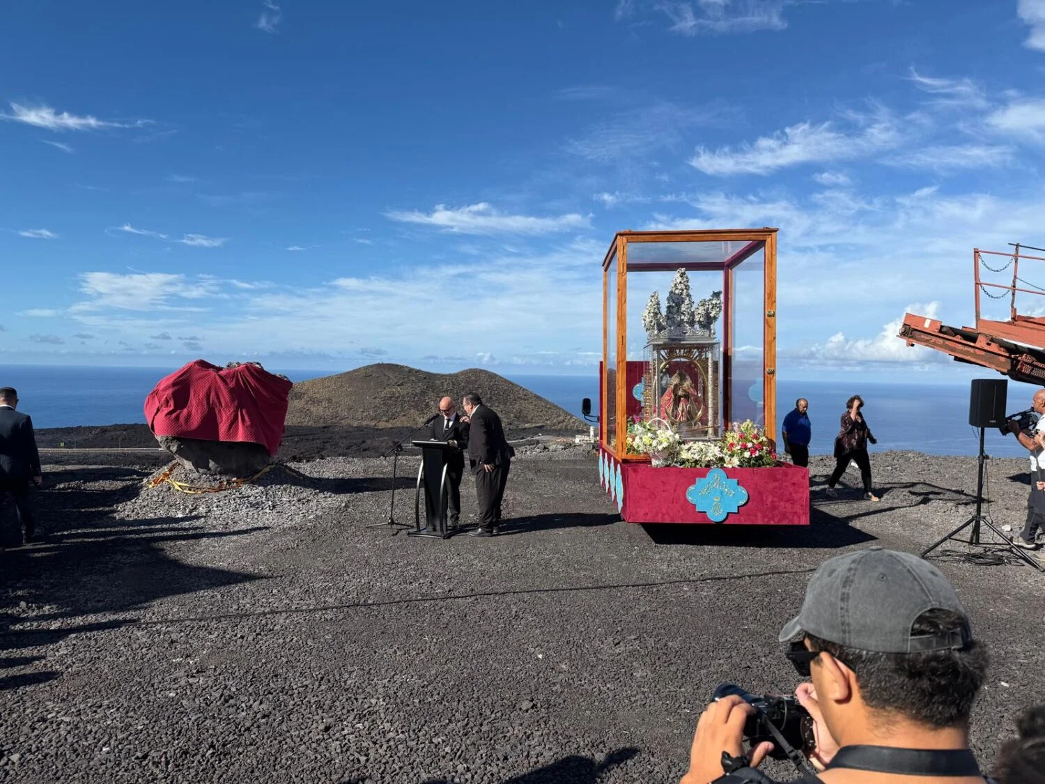 Parada de la Virgen de las Nieves en la antigua plaza de Todoque / RTVC