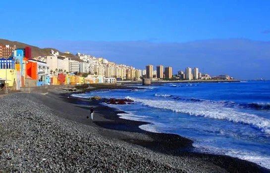 Un pescador herido tras caer en la costa de Gran Canaria