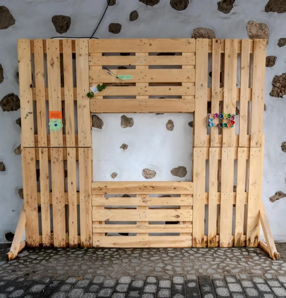 Valleseco impulsa un jardín comunitario contra la violencia de género con motivo del 25N