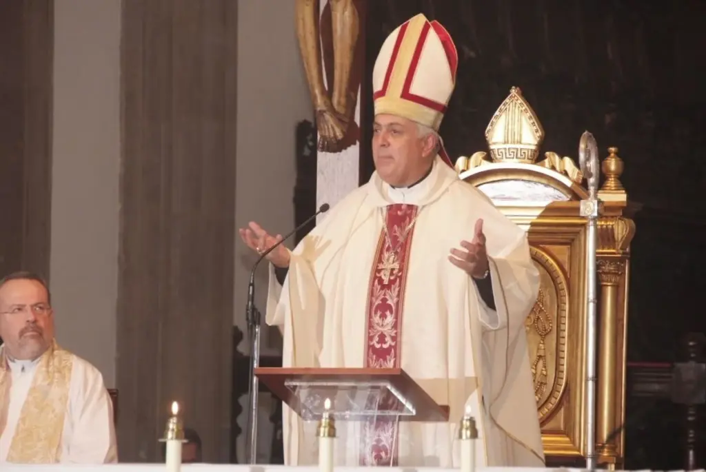 A partir de las 19:00 horas se podrá visitar la capilla ardiente del obispo emérito, Bernardo Álvarez, en la iglesia del Hospital de Dolores de La Laguna