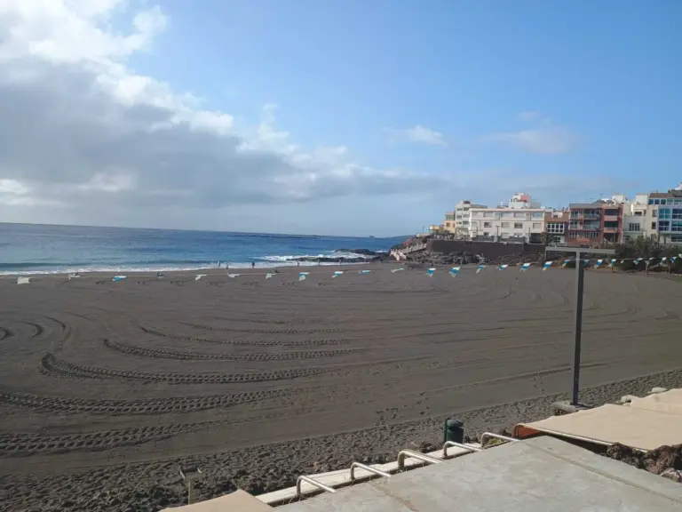 Siguen cerradas varias playas del este de Gran Canaria por contaminación marina