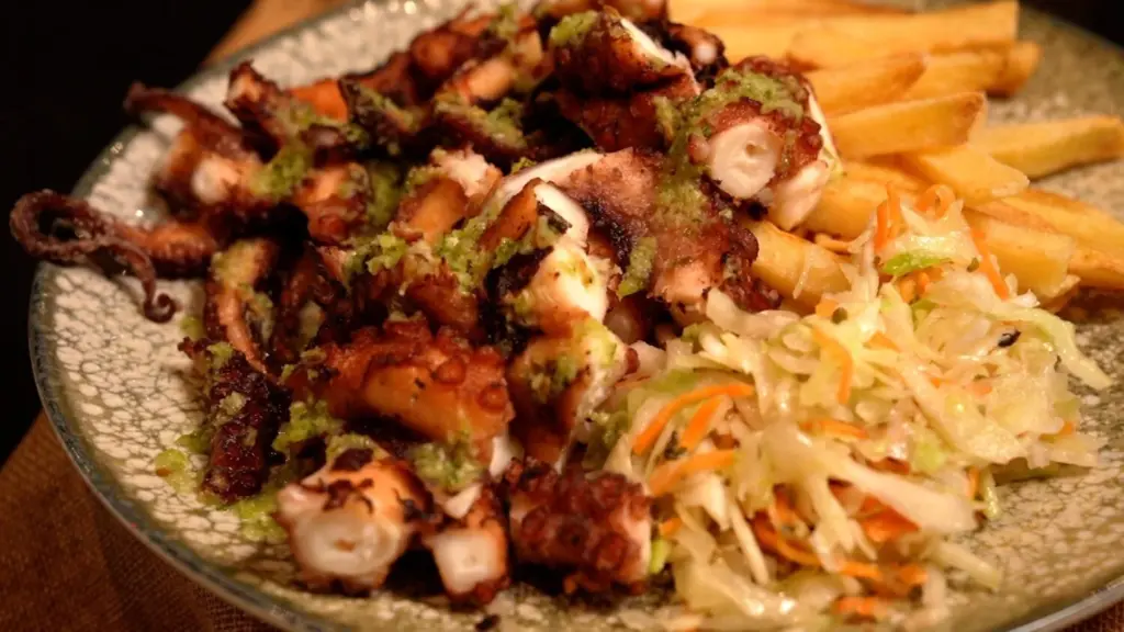 Pulpo frito / La receta 'Como en casa' de RTVC