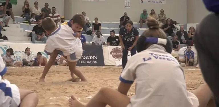 La cantera de la lucha, a escena: Gran Final del VI Torneo El Fajín