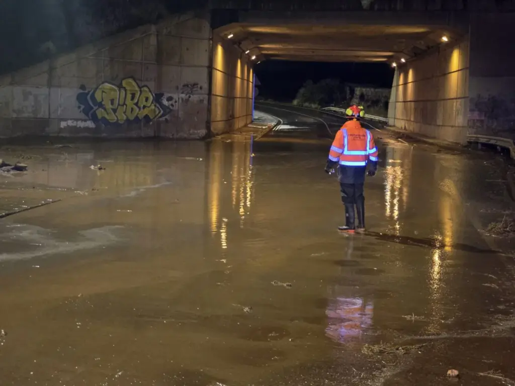 Sigue en directo los efectos de la borrasca Emilia en Canarias