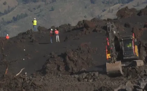 La recuperación del tramo de la LP-2 sepultado por el volcán prevé concluir en 14 meses