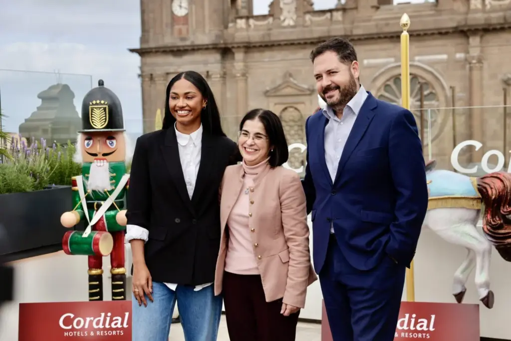 Concierto de Nia Correia en la inauguración del encendido navideño de Las Palmas de Gran Canaria. Imagen Ayuntamiento de Las Palmas de Gran Canaria