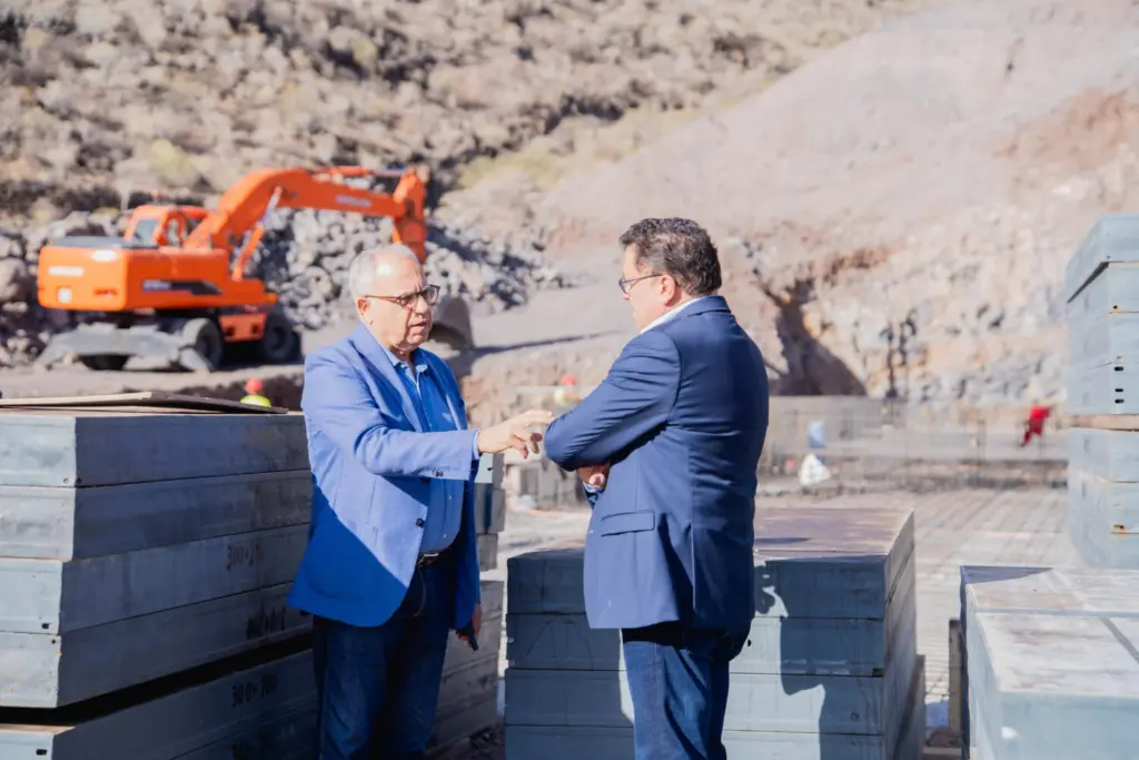 Gobierno y consejos insulares de agua avanzan en La Gomera la planificación hidrológica de Canarias. Gobierno de Canarias.