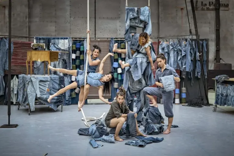 La costura, a escena en el Espacio La Granja