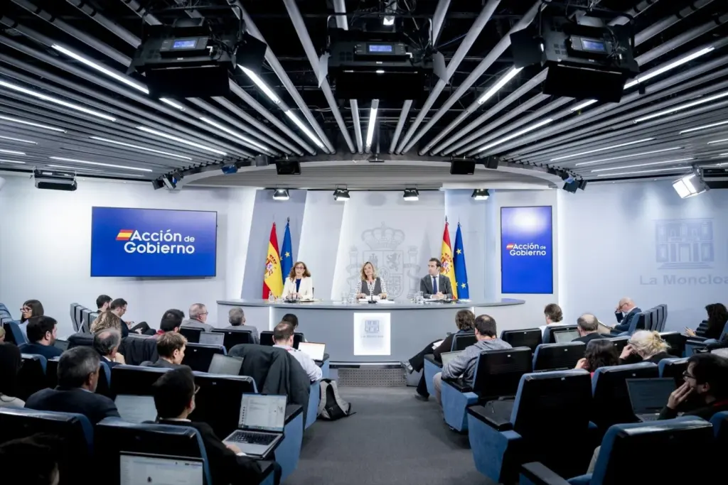 Aprobada en segunda vuelta la condonación de deuda, que beneficia a Canarias con 3.259 millones. Europa Press