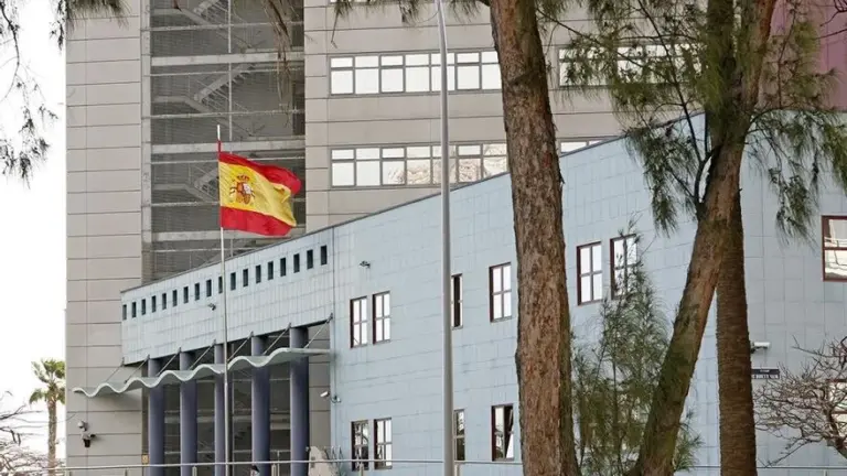 La Policía Nacional entrega los premios del XVI concurso pictórico ‘Policía Somos Todos’