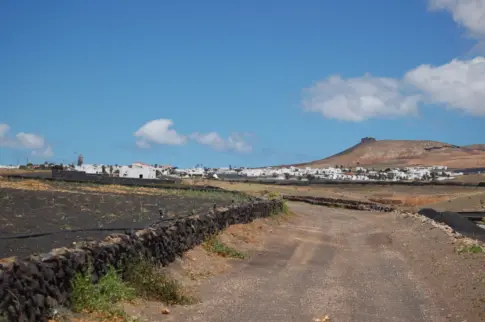 Heridos dos niños al colisionar sus motos en Lanzarote