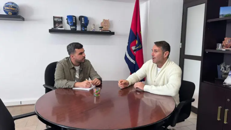 El extenista David Marrero abre un club accesible para todas las familias en Telde