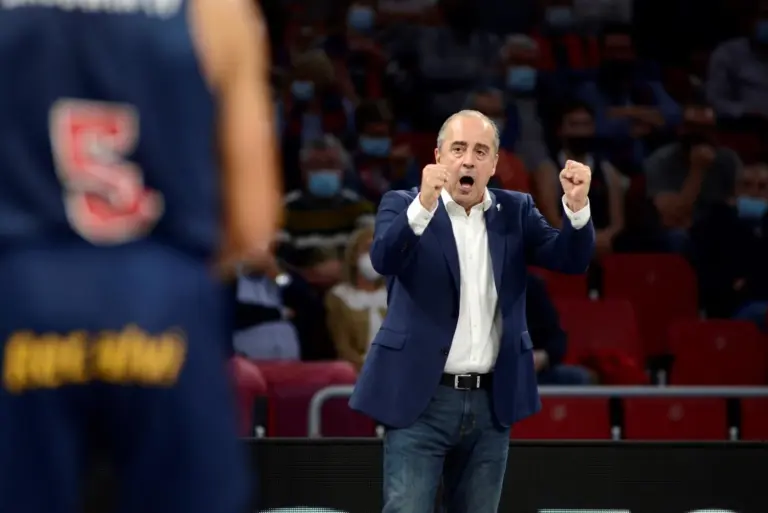 Vidorreta afirma que el Tenerife no se relajará en el derbi pese a la racha frente Granca