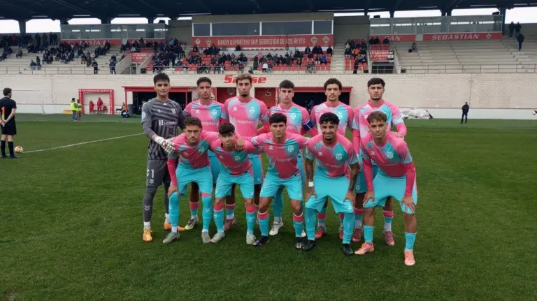 1-2 | El CD Tenerife B gana al UD Sanse con doblete de Viti