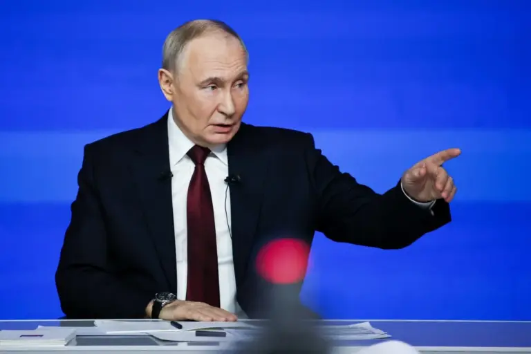 Putin advierte de que el «atraco» de la UE a sus fondos trastocará el sistema financiero mundial