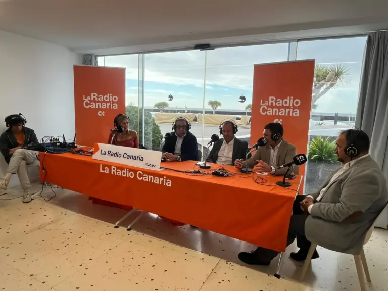 El Foro Cajasiete analiza en Lanzarote el impacto del alquiler vacacional y la escasez de vivienda en la coyuntura turística de Canarias