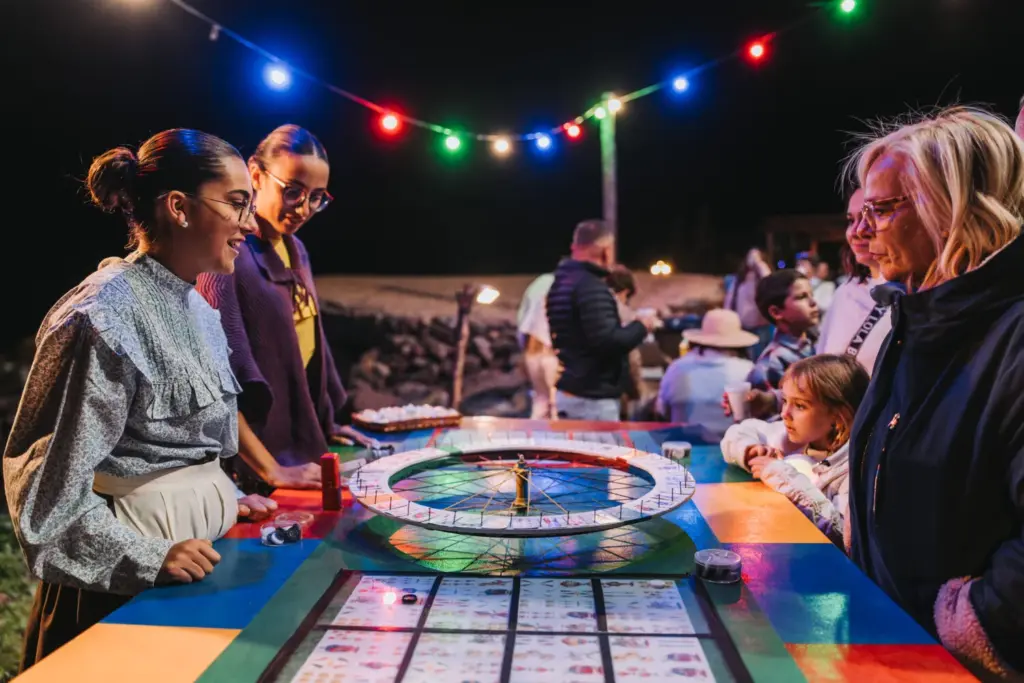 Veneguera revive la Navidad con su Belén Viviente