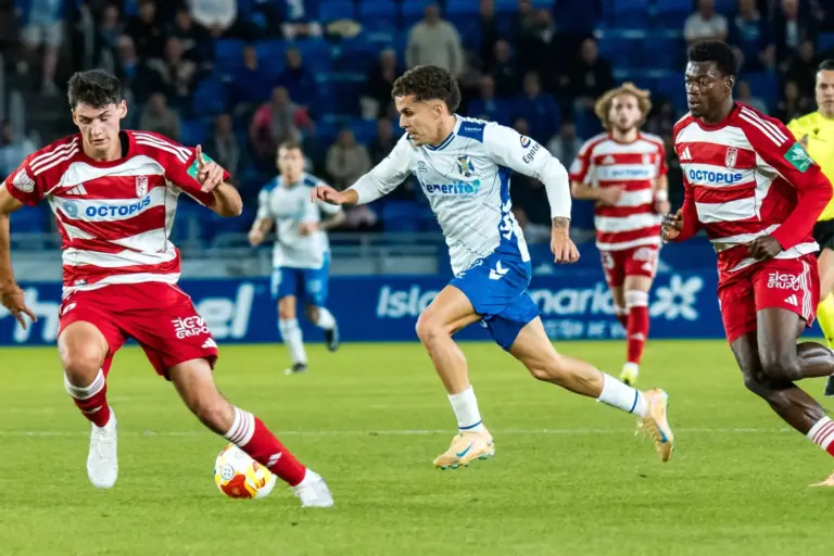 0-1 | El CD Tenerife queda eliminado de la Copa del Rey al perder contra el Granada CF