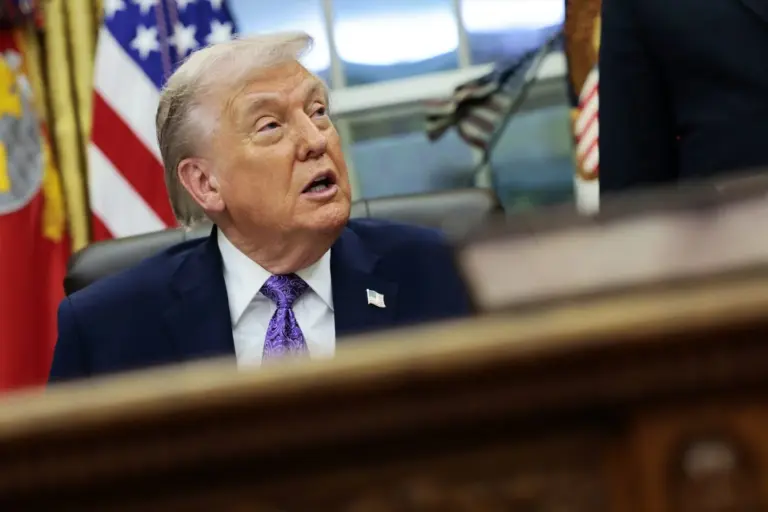 Trump insinúa que EEUU comenzará pronto a realizar ataques por tierra en Venezuela