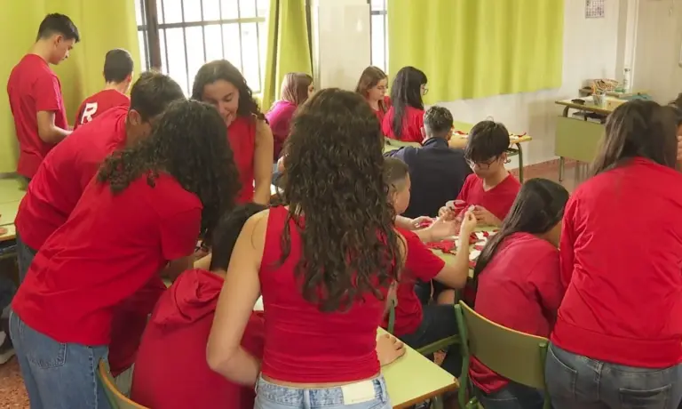 Aitor lucha contra una leucemia rara y busca un donante compatible