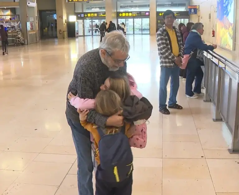 Crece el tráfico aéreo y marítimo con las vacaciones de Navidad