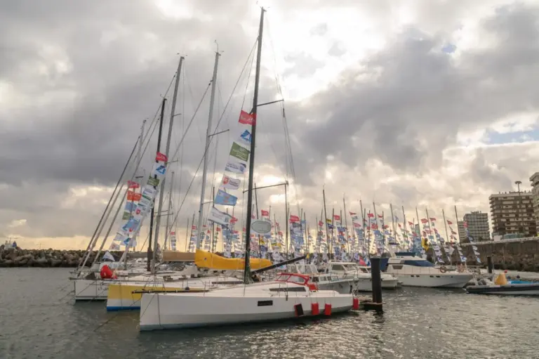 Gran Canaria, La Rochelle y Salvador de Bahía presentan su candidatura para acoger la Mini Transat 2027 y 2029