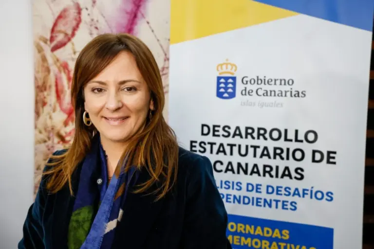 Canarias analiza los retos pendientes del Estatuto de Autonomía