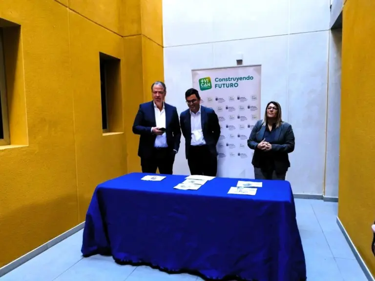 El Gobierno de Canarias entrega ocho viviendas públicas en alquiler social en Ingenio