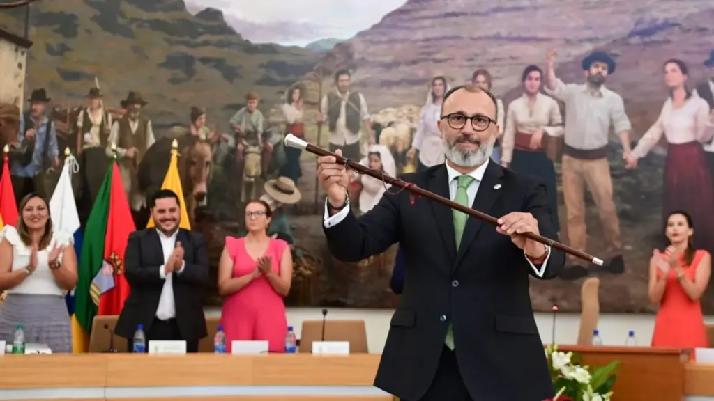 El alcalde de Santa Lucía de Tirajana revoca a tres concejales de NC