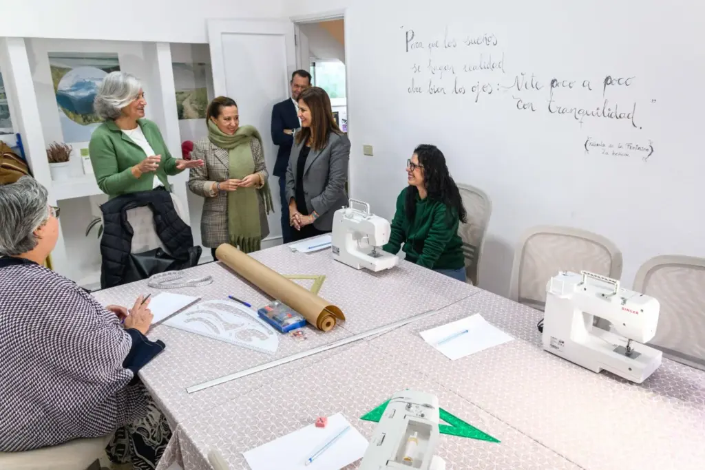 La asociación ‘Nuevo Futuro Tenerife’ recibe el apoyo del Cabildo insular por su labor durante 30 años con las personas en situación de vulnerabilidad 