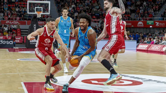 El Dreamland Gran Canaria cae en su visita al Basket Zaragoza