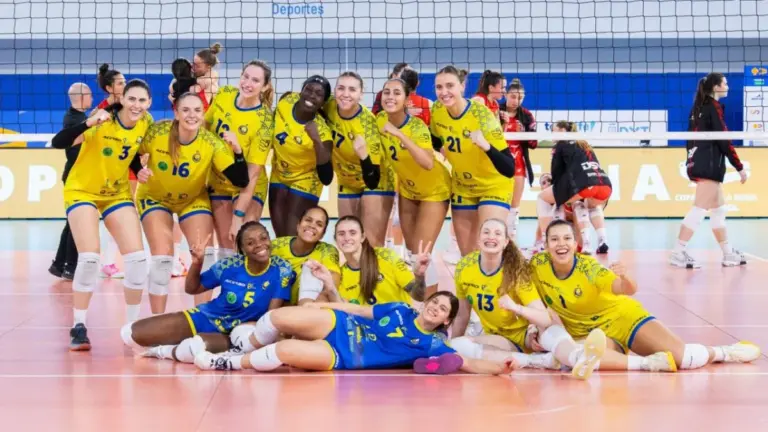 El CV Emalsa Gran Canaria saca billete para la semifinal de la Copa de la Reina