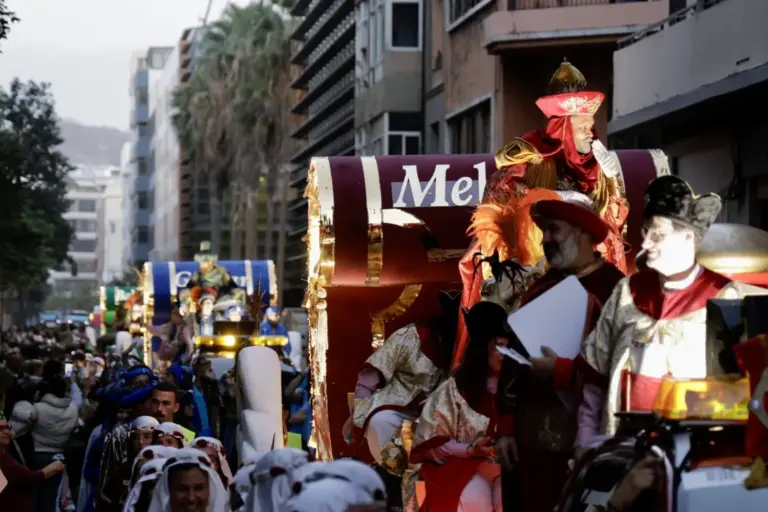 Las Palmas de Gran Canaria activa un dispositivo especial de tráfico para la Cabalgata de Reyes