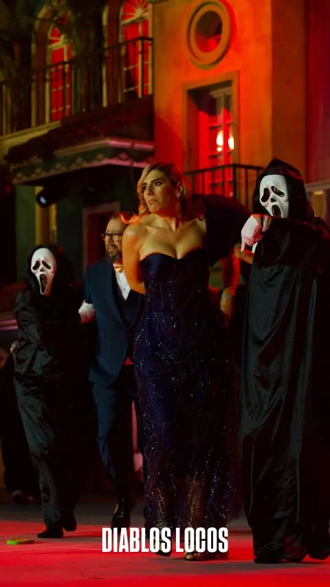 Actuación de Diablos Locos en la final de murgas de Santa Cruz de Tenerife