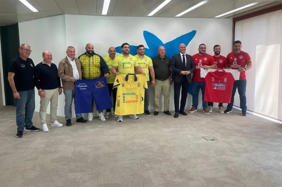 Presentación de la gran final de la Liga CaixaBank de Primera Categoría de Lucha Canaria de Tenerife. Imagen Federación de Lucha Canaria de Tenerife