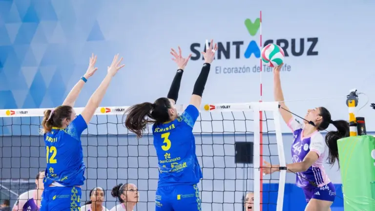 El Heidelberg Volkswagen se lleva el derbi canario ante el CV Emalsa Gran Canaria y pasa a la final de la Copa de la Reina