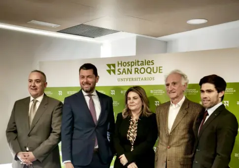 Hospitales San Roque implanta en Canarias una nueva plataforma de Cirugía Robótica conectada
