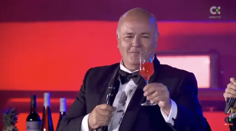 Clipper hace historia en las campanadas y brinda con toda Canarias: “Felices Clipper”