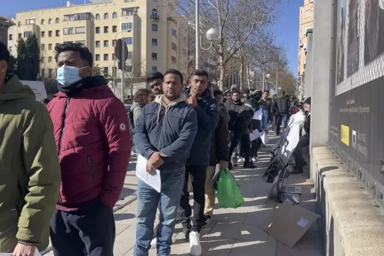 PSOE, PP y CC discrepan sobre la regularización extraordinaria de personas migrantes anunciada por el Gobierno