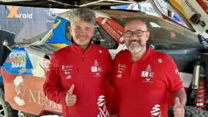 Pedro Peñate y Dani Mesa cumplen su objetivo y terminan el Dakar