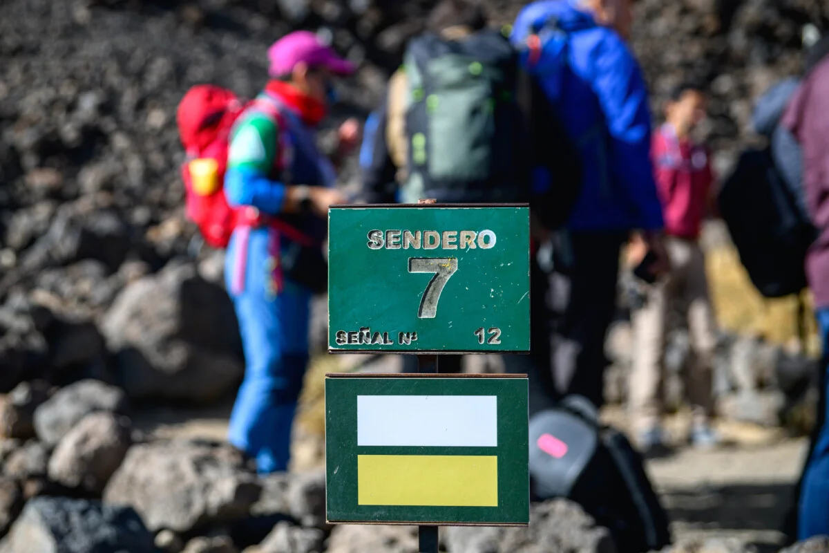 Más de 3.000 turistas colaboran con la ecotasa del Teide en sus dos primeras semanas de implantación