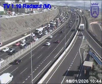 Un accidente múltiple provoca importantes retenciones en la TF-1 sentido sur