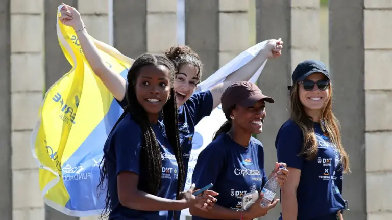 El Tenerife CajaCanarias presenta sus equipos de División de Honor 2026