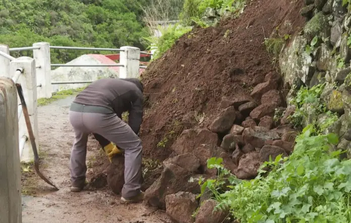 Los desprendimientos causan más de 30 incidencias en Teror tras el temporal