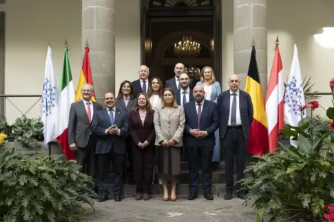 Astrid Pérez apela a la «descentralización» y que el presupuesto de la UE «no de la espalda» a las RUP