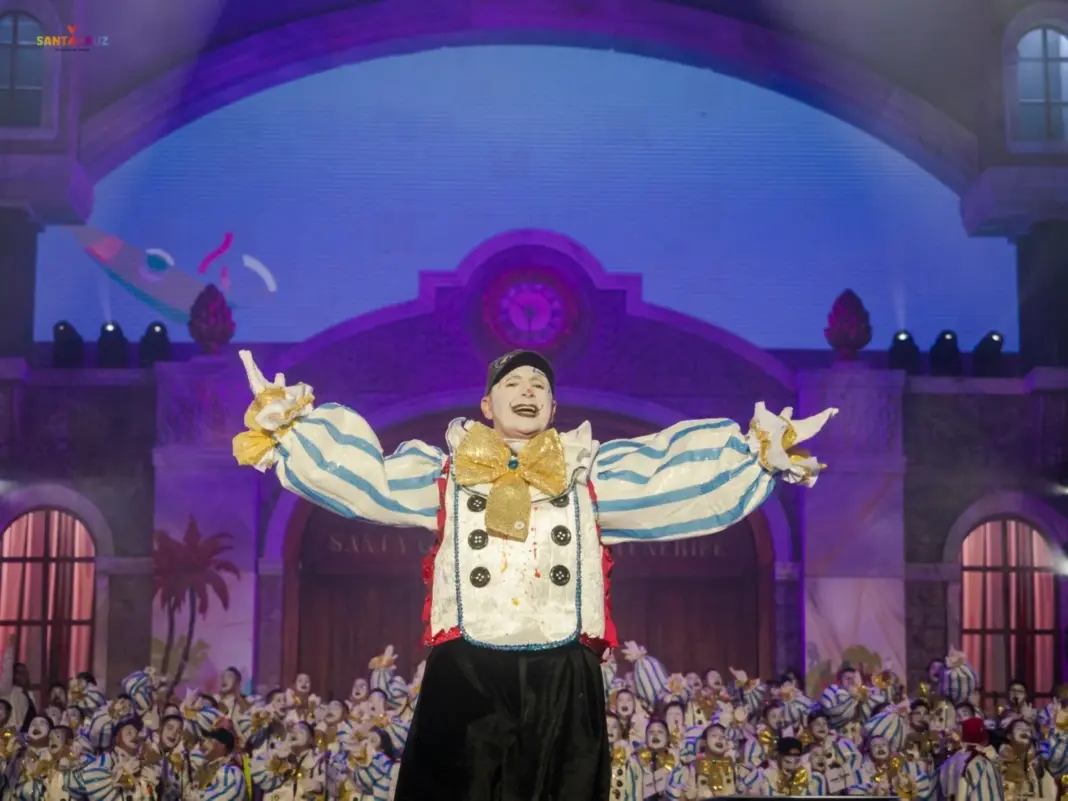 La murga Bambones durante la primera fase del concurso / Carnaval de Santa Cruz de Tenerife